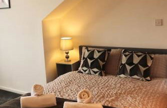 Charming 3 Bedroom Property FREE WiFi & Parking - Foto 22