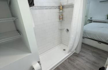 Gardner Lake 2 Queen/1King/2 Bath/Laundry- Private - Foto 9