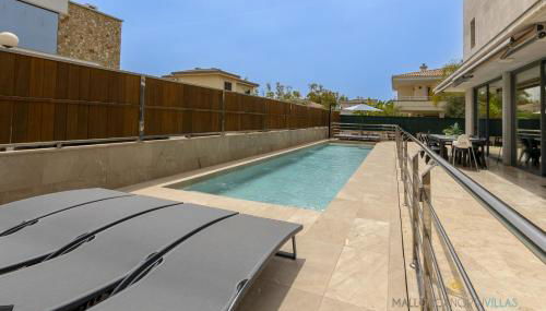 Villa Iola a 150m de la playa ideal para familias y amigos - Foto 2