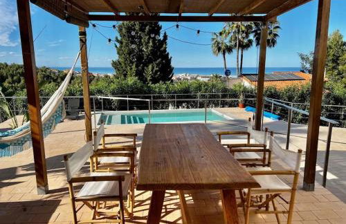 House with swimming pool and amazing sea and mountain views in Montgó, Denia - Photo 1