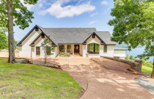 Luxe Home with Panoramic Greers Ferry Lake Views - Photo 41
