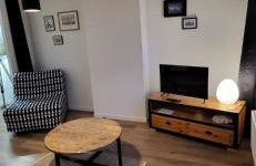 Entre les places, spacieux, calme, idéalement situé parking gratuit - Foto 7