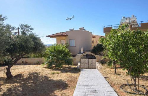 Onar Elegant Beachside Home - Foto 15