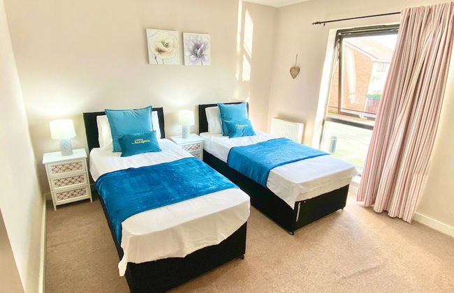 5-bed Townhouse Salford Deep Cleaned - Foto 12