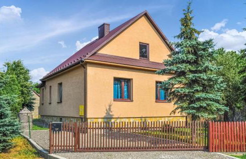 One-Bedroom Holiday Home In Biadoliny Szlachecki - Foto 1