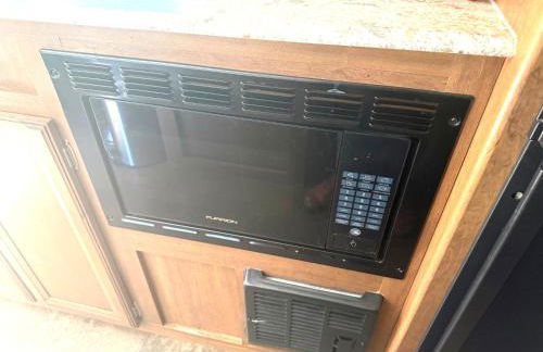 Cozy Vegas Bunkhouse RV - Foto 20