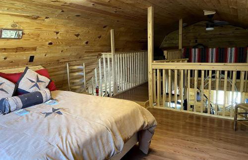 Cozy Cabin Rental and Cowboy Experience at a Tennessee Dude Ranch - Foto 7