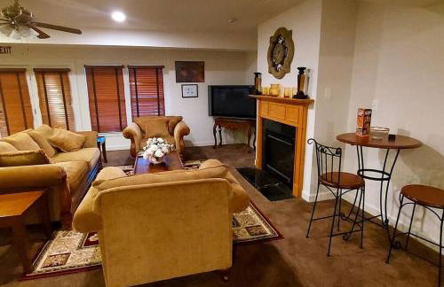 Exquisite & Serene 1 Bedroom, 1 Full Bath Apartment - Foto 8