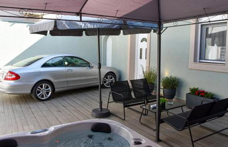 Manolitos Villa resort and spa - Photo 4