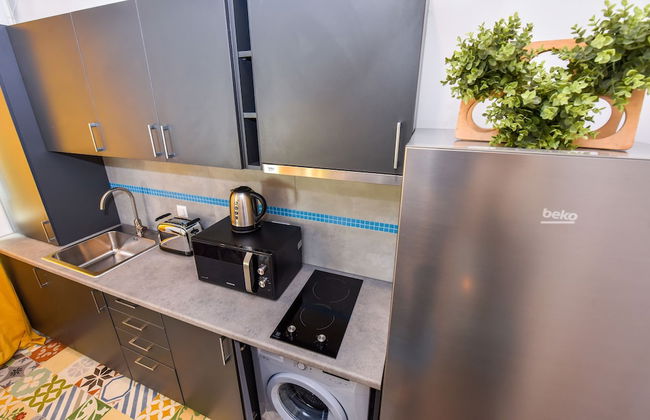 Parliament & River View Apartments - Photo 54