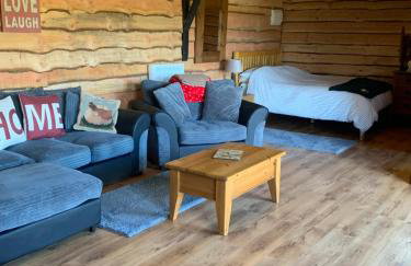 Brook lodge 2 - Photo 4