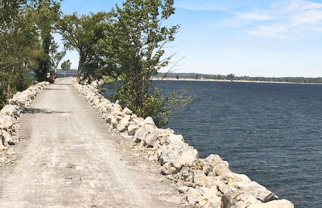 Cozy Colchester Cabin near Lake by RedAwning - Foto 30