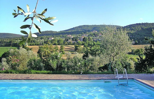 Charming Villa in Tuscany With Pool & Views - Foto 1