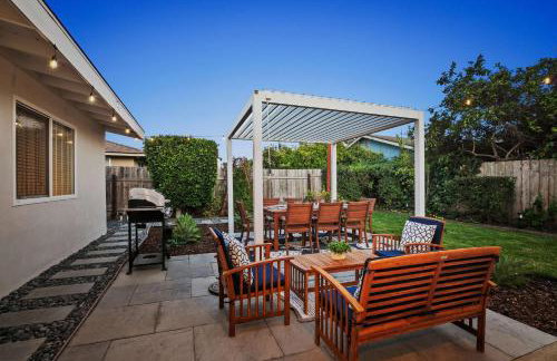 Family Oasis with Hot Tub and Dedicated Workspace - Foto 32