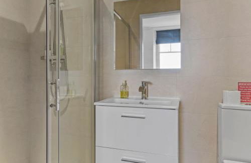 Mulberry Beautiful Apartment with Sea View - Pass the Keys - Foto 24