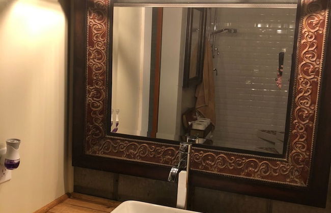 Clemson Memorabilia House - Foto 23