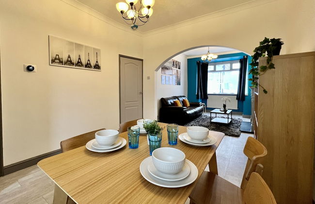 Bramhall House - Photo 16