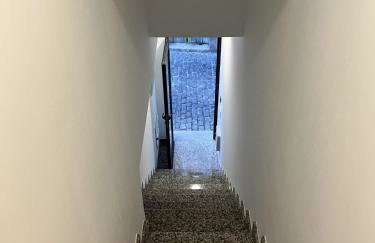 Private 1 bedroom house in Machico Centre - Foto 3