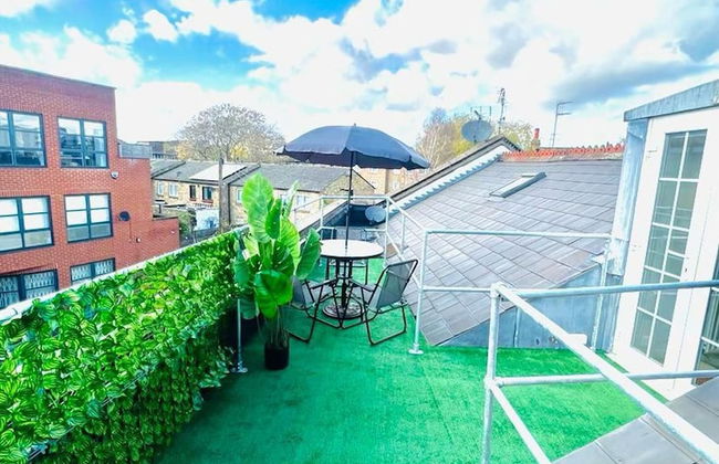 Captivating 2-bed Apartment in Clapham - Foto 1