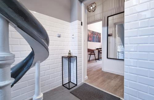 Alpha Apartments - Photo 21