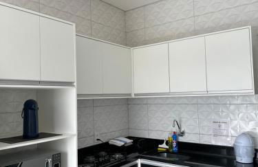 Apartamento completo ate 5 pessoas ou um quarto com sala e cozinha para 2 pessoas - Foto 13