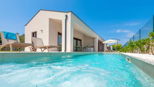 Echo villa, Istra, pool/jacuzzi, BBQ, pet friendly - Foto 2