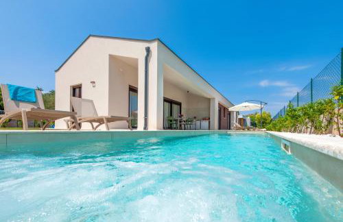 Echo villa, Istra, pool/jacuzzi, BBQ, pet friendly - Foto 2