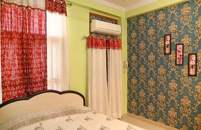 SOHANAs Homestays- 2 BHK Apartment with Terrace near Jaipur International Airport - Foto 9