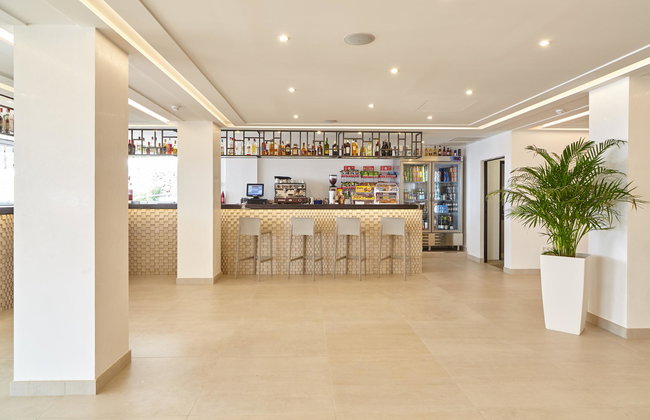 Sol Bahia Ibiza Suites - Foto 21