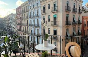 El Faro Apartaments Suites - Plaça de la Font - Foto 2