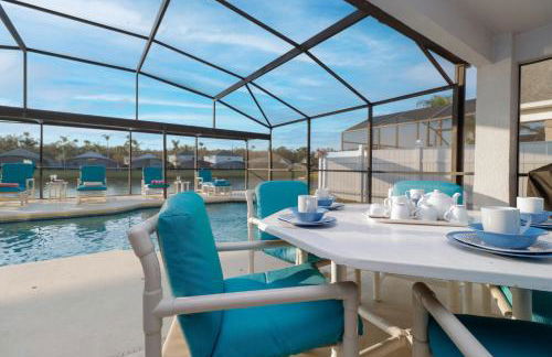 Sunny South Facing Pool with Hot Tub and Lake View Near Disney - Foto 35