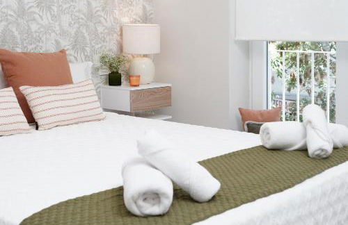 Descubre la Magia de Granada en este apartamento - Foto 22