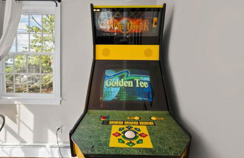 Spacious-5 Beds! 3 Mi to Mohegan - Foto 2