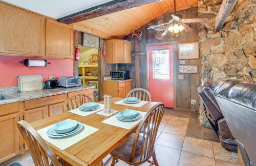 Screened Porch! Lakefront Gem in Boyds Branch Bay - Foto 12