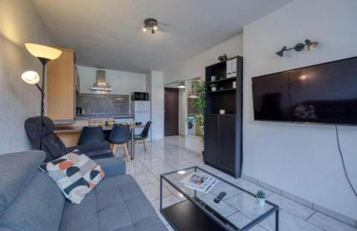 Le Giérois - Gare - Parking - Foto 6