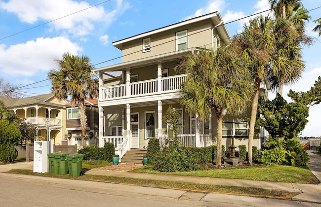 Eagles Nest at Villas on the Bay Retreat for 4! - Photo 34