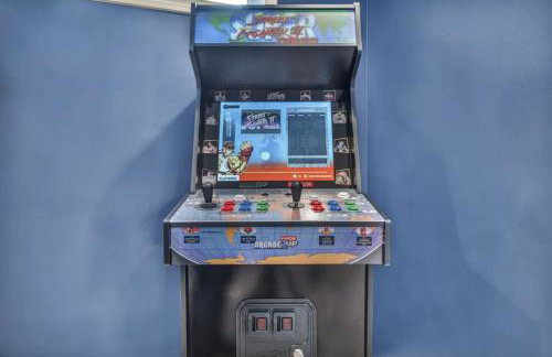 Swim and Relax In our Pool and Hot Tub and Recently Renovated - Photo 65