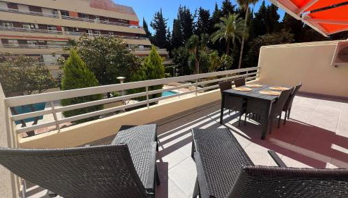 Apartamento al Parque Marbella, cerca de Mar y centro de Marbella - Foto 3, sunbed
