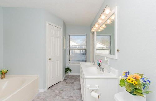 Superb House by SeaWorld, Private POOL & GameRoom - Foto 57