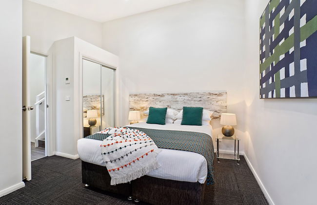 Newcastle Short Stay Apartments - Birmingham Garden Townhouses - Photo 11