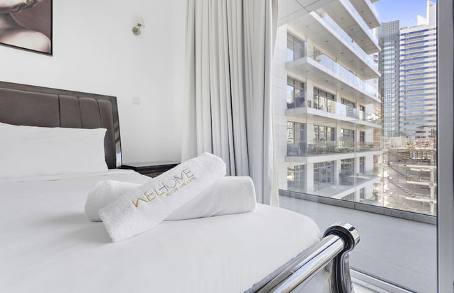 WelHome - Urban Retreat With Terrace And City Views - Photo 8