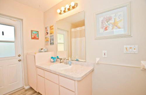 Classic Floridian Oasis w/Pool - Foto 52