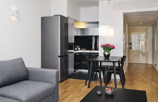 Mamaison Residence Diana - Photo 20