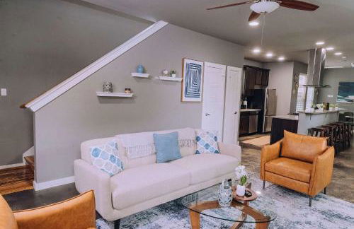 Hot Tub Deck BBQ Grill Patio Dog Friendly - Foto 9