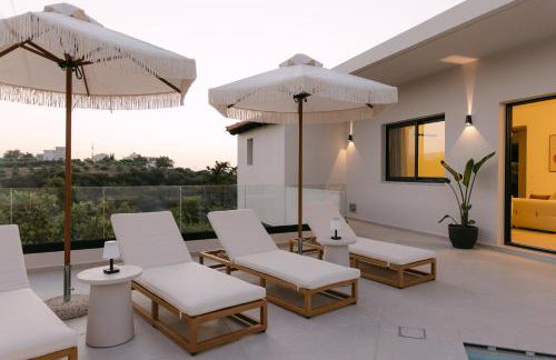 Emerald Harmony Villa with Private Pool & Jacuzzi - Photo 10