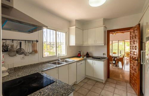 VILLA HERBEN JAVEA - Golf Club Jávea - Foto 13