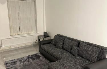 The Eagle's Golden Nest - Photo 2