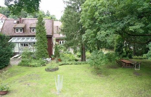 Liebevoll eingerichtetes Ferienhaus mit großem Garten - Foto 29