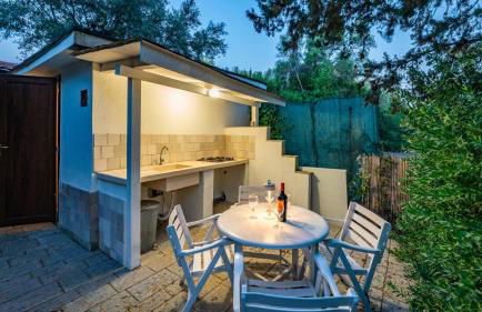 Villa Giglio with Garden and Mini Pool by Rentbeat - Foto 50