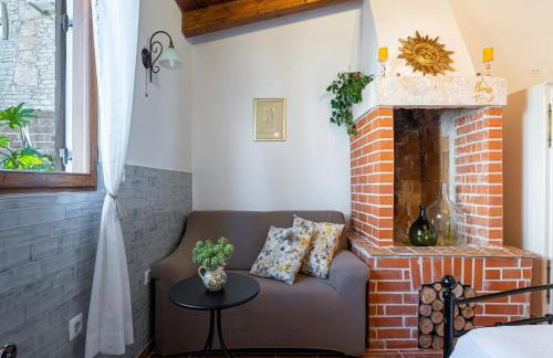 Charming Villa with Private Garden & BBQ - Foto 15